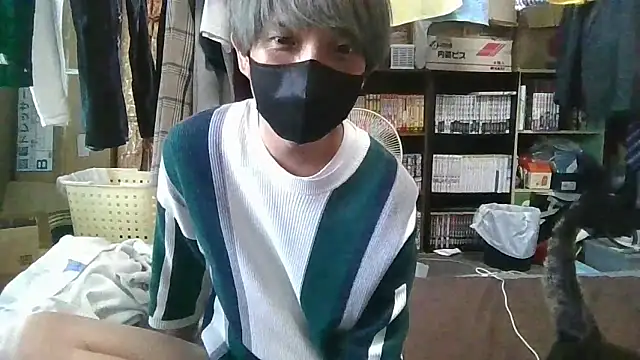 Snapshot of kazupan22 chatting on 25, 5, 2026 kazupan22 online show from 25, 5, 2026