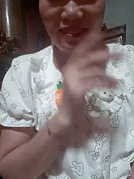 Snapshot of -Trici- chatting on 25, 6, 2026 -Trici- online show from 25, 6, 2026