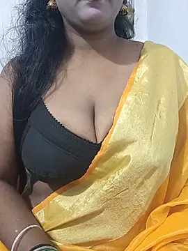 Snapshot of Ponaam-Babe chatting on 2, 8, 2026 Ponaam-Babe online show from 2, 8, 2026