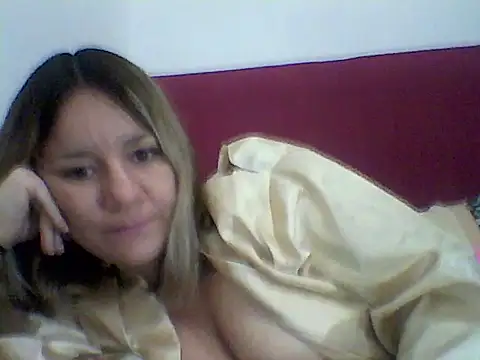 AllisonLove2 online show from 9, 6, 2026