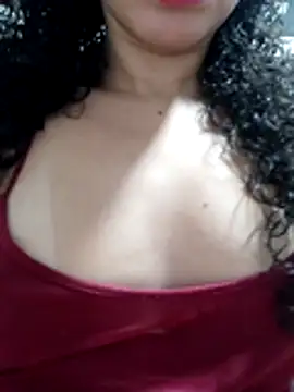 Snapshot of venuseyes25 chatting on 18, 7, 2026 venuseyes25 online show from 18, 7, 2026
