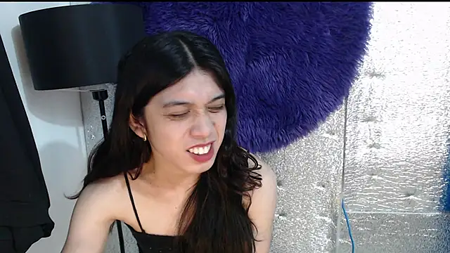 Snapshot of RoseAmarie chatting on 18, 5, 2026 RoseAmarie online show from 18, 5, 2026