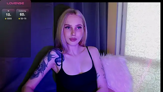 Snapshot of MichelleVelour chatting on 10, 6, 2026 MichelleVelour online show from 10, 6, 2026