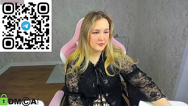 Snapshot of Stacey_Dawson chatting on 24, 5, 2026 Stacey Dawson online show from 24, 5, 2026
