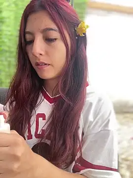 EveRave Pink online show from 17, 6, 2026