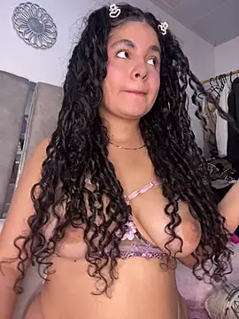 Yassy 11 online show from 17, 6, 2026