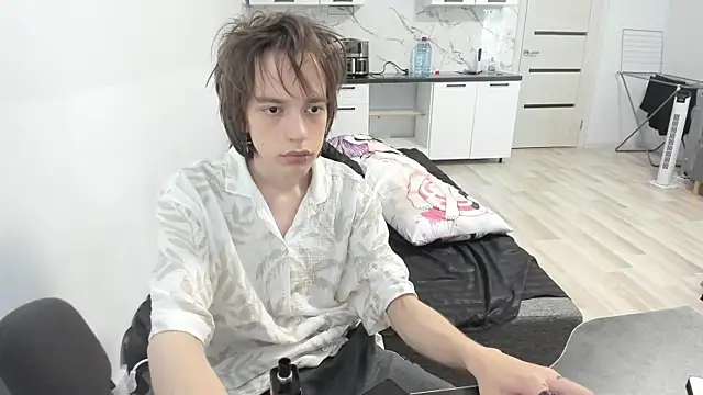 Snapshot of Nolan_Sagee chatting on 14, 6, 2026 Nolan Sagee online show from 14, 6, 2026