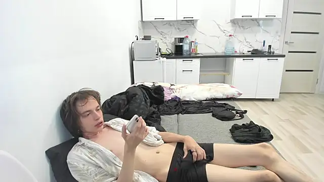 Snapshot of Nolan_Sagee chatting on 4, 7, 2026 Nolan Sagee online show from 4, 7, 2026