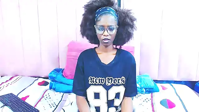 SexySlimTeaXx online show from 1, 6, 2026