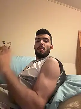Snapshot of Z-man- chatting on 22, 5, 2026 Z-man- online show from 22, 5, 2026