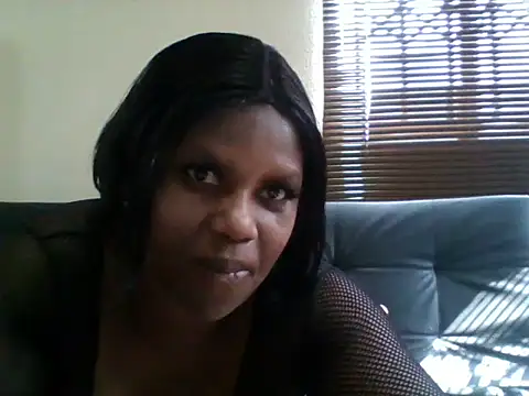 naughtynerdxx online show from 17, 5, 2026