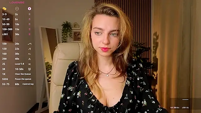Snapshot of CherryCl0ud chatting on 26, 5, 2026 CherryCl0ud online show from 26, 5, 2026