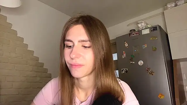 ZaraGuyette online show from 8, 6, 2026