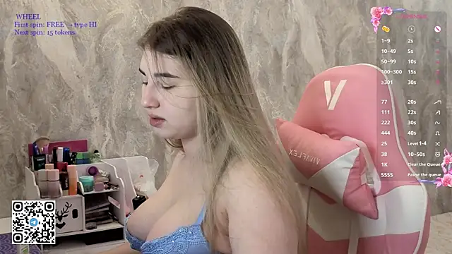 softiekitty online show from 4, 6, 2026