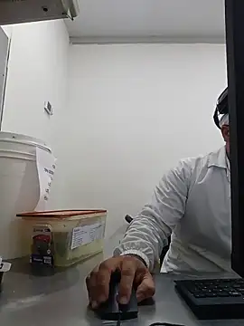 caramelitodelech online show from 22, 5, 2026