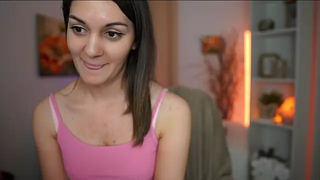 Clara MoonX online show from 16, 5, 2026