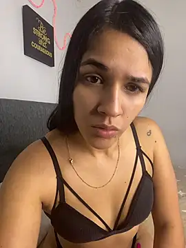 Snapshot of Isa_steele chatting on 8, 7, 2026 Isa steele online show from 8, 7, 2026