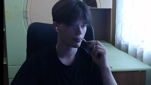 Snapshot of arthur___king chatting on 5, 6, 2026 arthur king online show from 5, 6, 2026