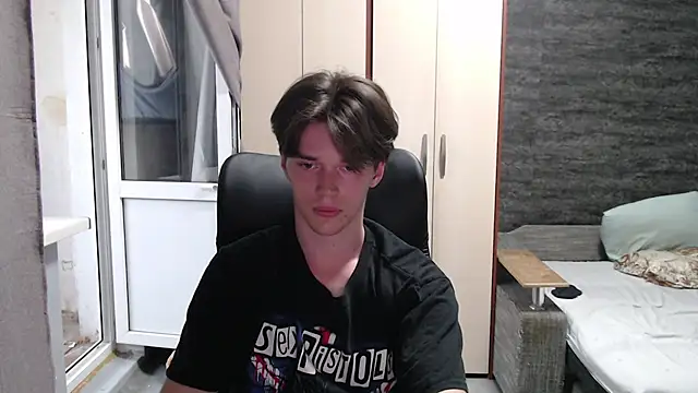 Snapshot of arthur___king chatting on 3, 7, 2026 arthur king online show from 3, 7, 2026