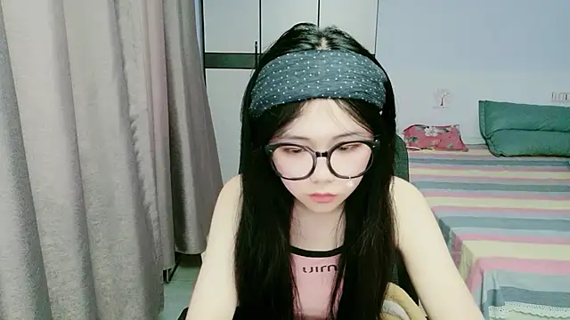 Snapshot of xiaoxiaoyu030 chatting on 27, 5, 2026 xiaoxiaoyu030 online show from 27, 5, 2026