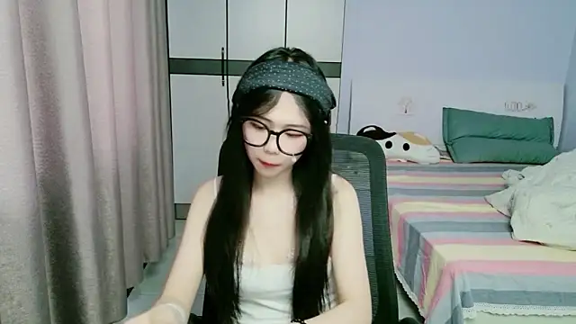 Snapshot of xiaoxiaoyu030 chatting on 31, 5, 2026 xiaoxiaoyu030 online show from 31, 5, 2026