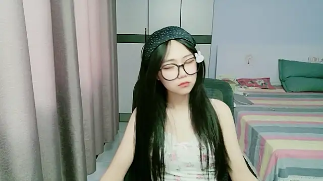 Snapshot of xiaoxiaoyu030 chatting on 17, 6, 2026 xiaoxiaoyu030 online show from 17, 6, 2026