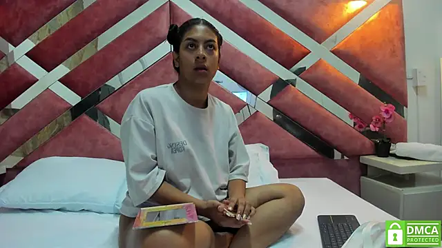 keylli vega online show from 14, 5, 2026