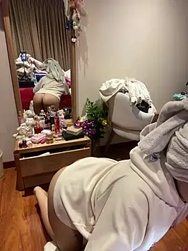 Emilyrosett  online show from 27, 5, 2026