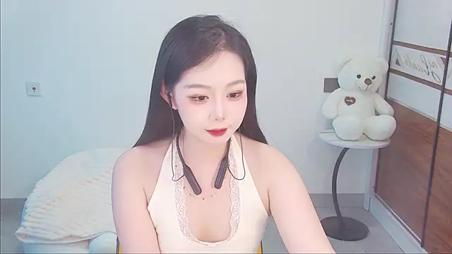 Snapshot of swie111 chatting on 18, 5, 2026 swie111 online show from 18, 5, 2026