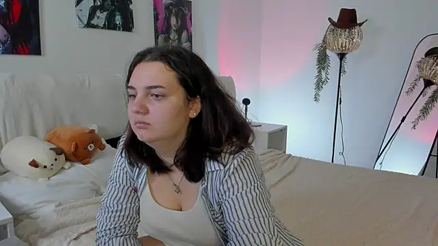 Snapshot of Mary_F0x chatting on 3, 7, 2026 Mary F0x online show from 3, 7, 2026