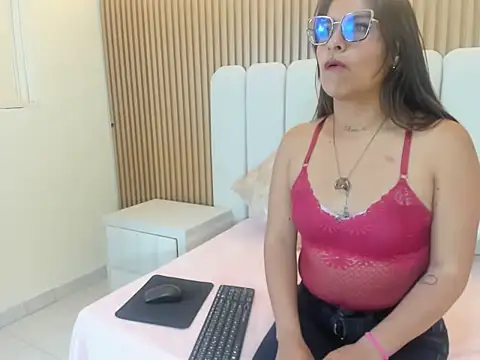 Irina Aura online show from 21, 5, 2026