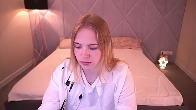 NikkyReyyy online show from 18, 5, 2026