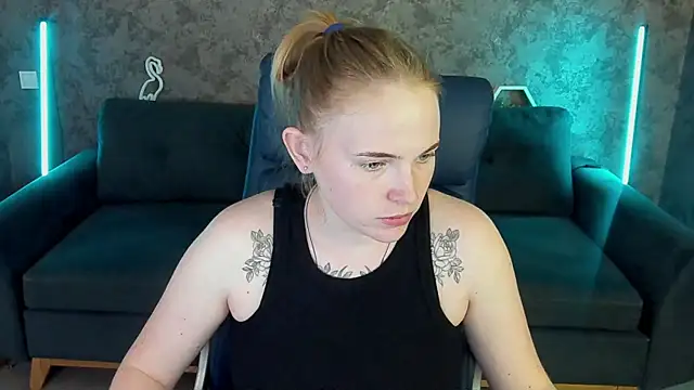 NikkyReyyy online show from 19, 5, 2026