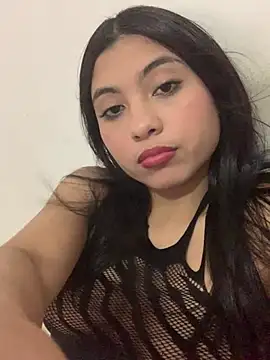 Snapshot of Paula-sinz chatting on 3, 7, 2026 Paula-sinz online show from 3, 7, 2026