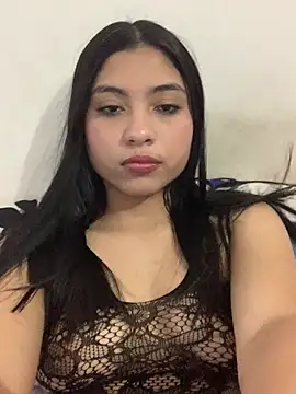 Snapshot of Paula-sinz chatting on 3, 7, 2026 Paula-sinz online show from 3, 7, 2026