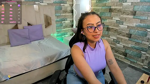Amhira Tay online show from 16, 6, 2026