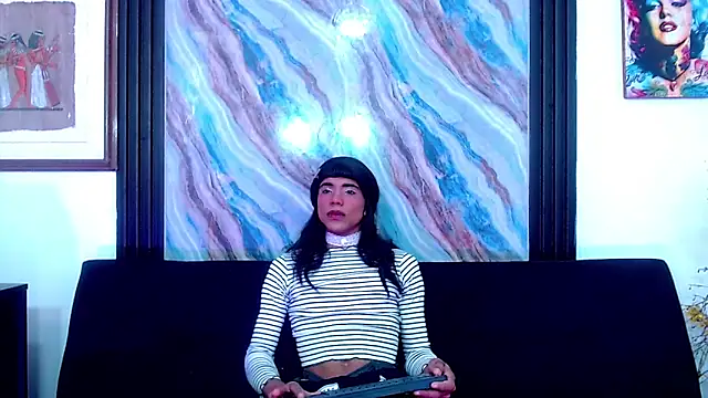 Elena and Julian online show from 4, 6, 2026