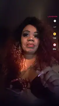 Snapshot of NailGoddessnow chatting on 5, 1, 2025 NailGoddessnow online show from 5, 1, 2025