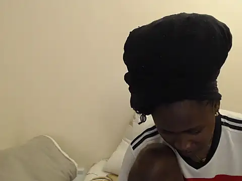 hyacinth b online show from 7, 6, 2026