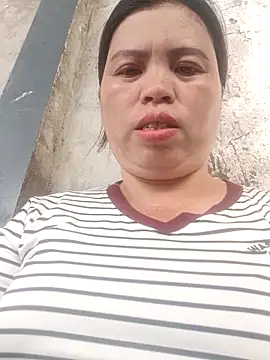 Snapshot of -Yeyi- chatting on 30, 5, 2026 -Yeyi- online show from 30, 5, 2026