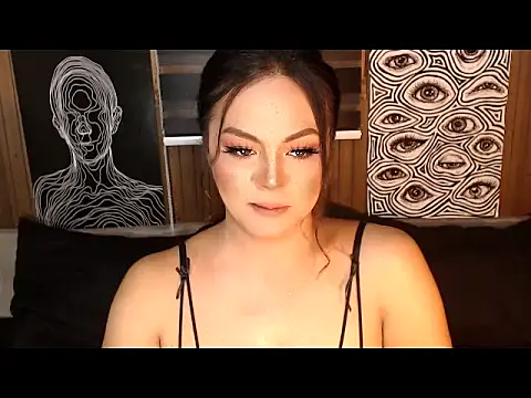 AmberMoorets online show from 16, 7, 2026