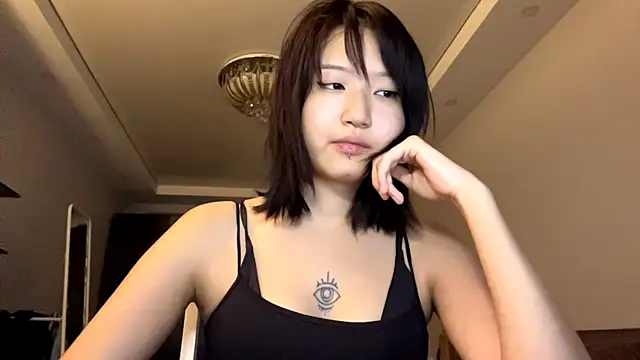 Snapshot of neonami chatting on 13, 7, 2026 neonami online show from 13, 7, 2026