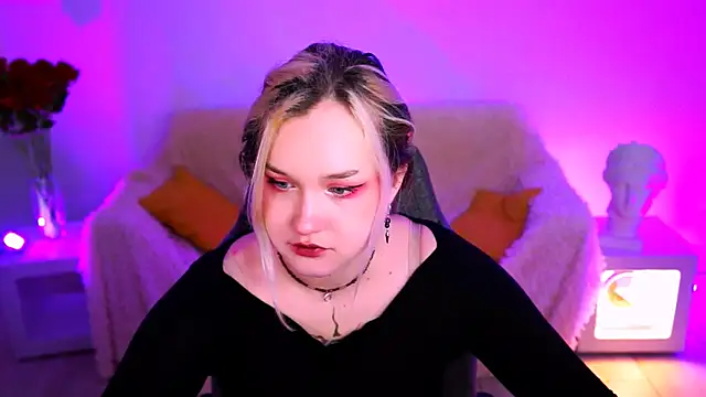 ViolettWoods online show from 3, 6, 2026