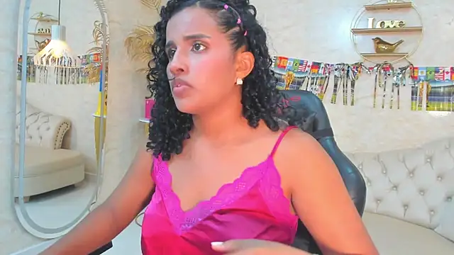Horny Curls online show from 20, 6, 2026