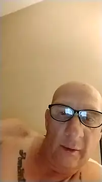 Snapshot of Tippy676 chatting on 20, 5, 2026 Tippy676 online show from 20, 5, 2026