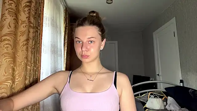HoneysPiee online show from 5, 7, 2026