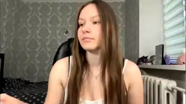 Snapshot of ShaylaChong chatting on 7, 6, 2026 ShaylaChong online show from 7, 6, 2026