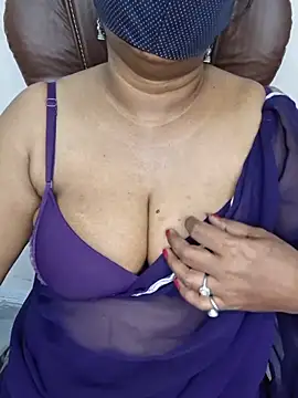 Snapshot of MISS-LOVEV chatting on 13, 6, 2026 MISS-LOVEV online show from 13, 6, 2026
