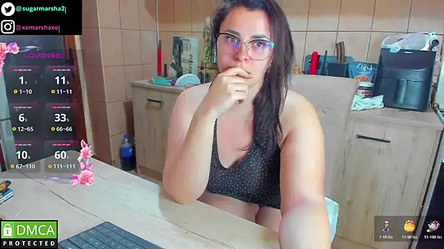 Snapshot of xmarshax chatting on 8, 11, 2025 xmarshax online show from 8, 11, 2025