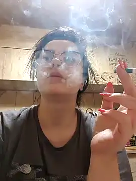 Snapshot of xmarshax chatting on 4, 12, 2025 xmarshax online show from 4, 12, 2025